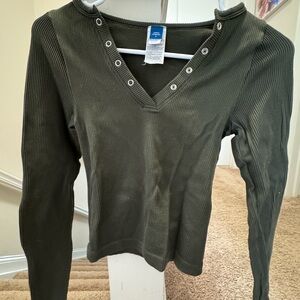 Old Navy Olive Ribbed Seamless V-Neck Long Sleeve Top with Grommets